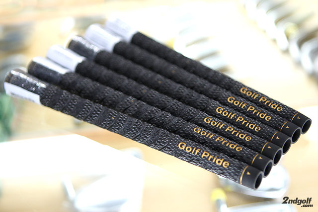 GOLF PRIDE D100 SAND (Sold out - ขายไปแล้ว)